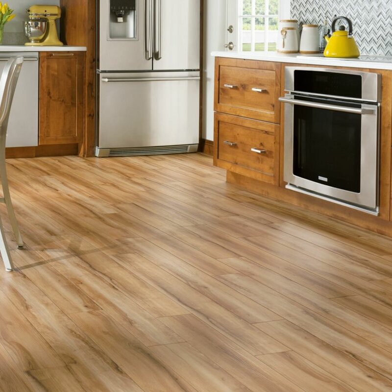  Armstrong  Flooring  Luxe Groveland 6 x 48 x 7 9mm Maple 
